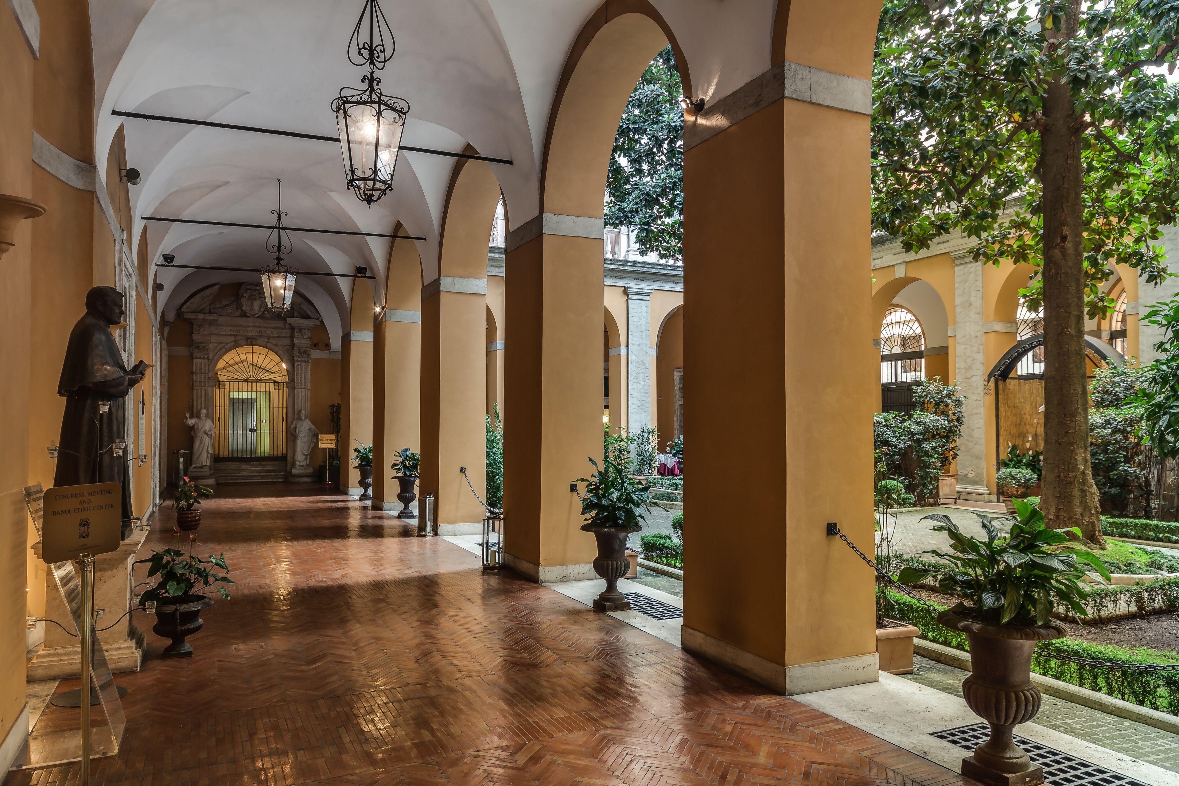Palazzo Cardinal Cesi — Foto 1